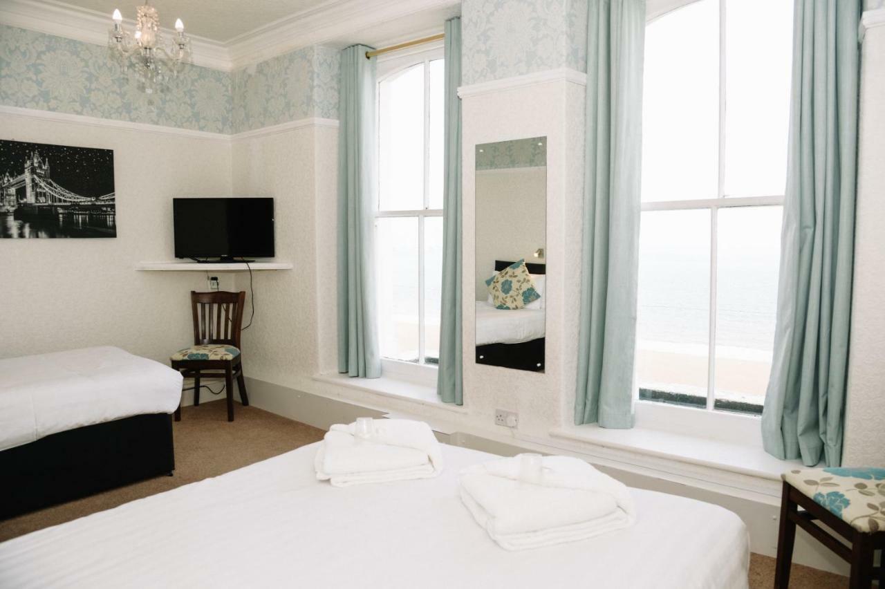 Four Oaks Hotel ลันดิดโน ภายนอก รูปภาพ