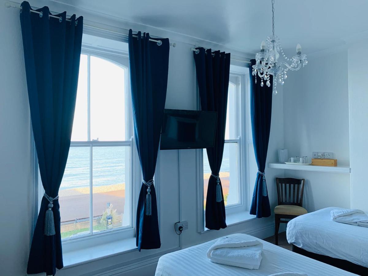 Four Oaks Hotel ลันดิดโน ภายนอก รูปภาพ
