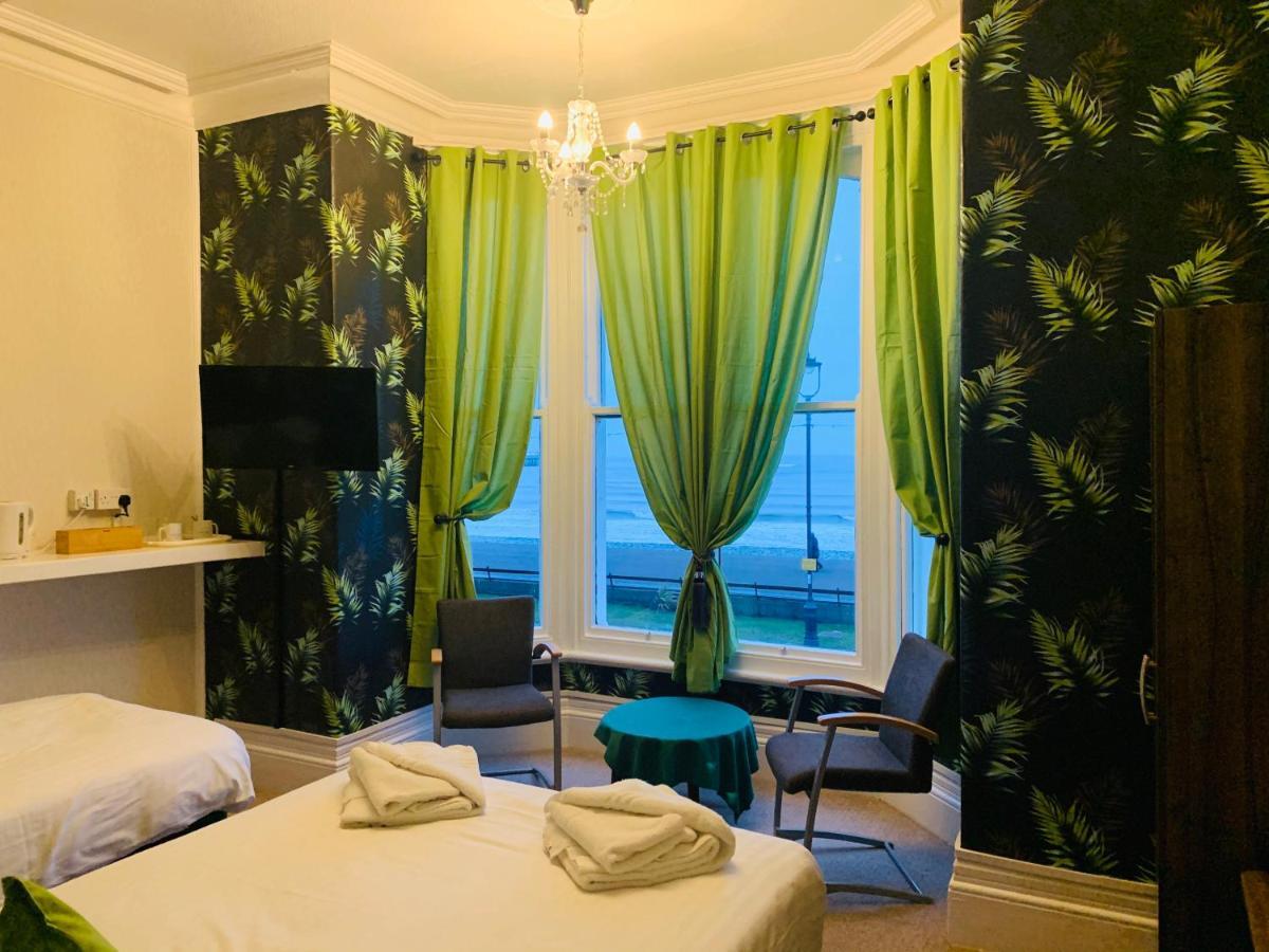 Four Oaks Hotel ลันดิดโน ภายนอก รูปภาพ